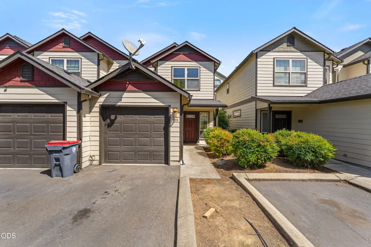 139 Casey Way, Central Point, OR 97502 - #1
