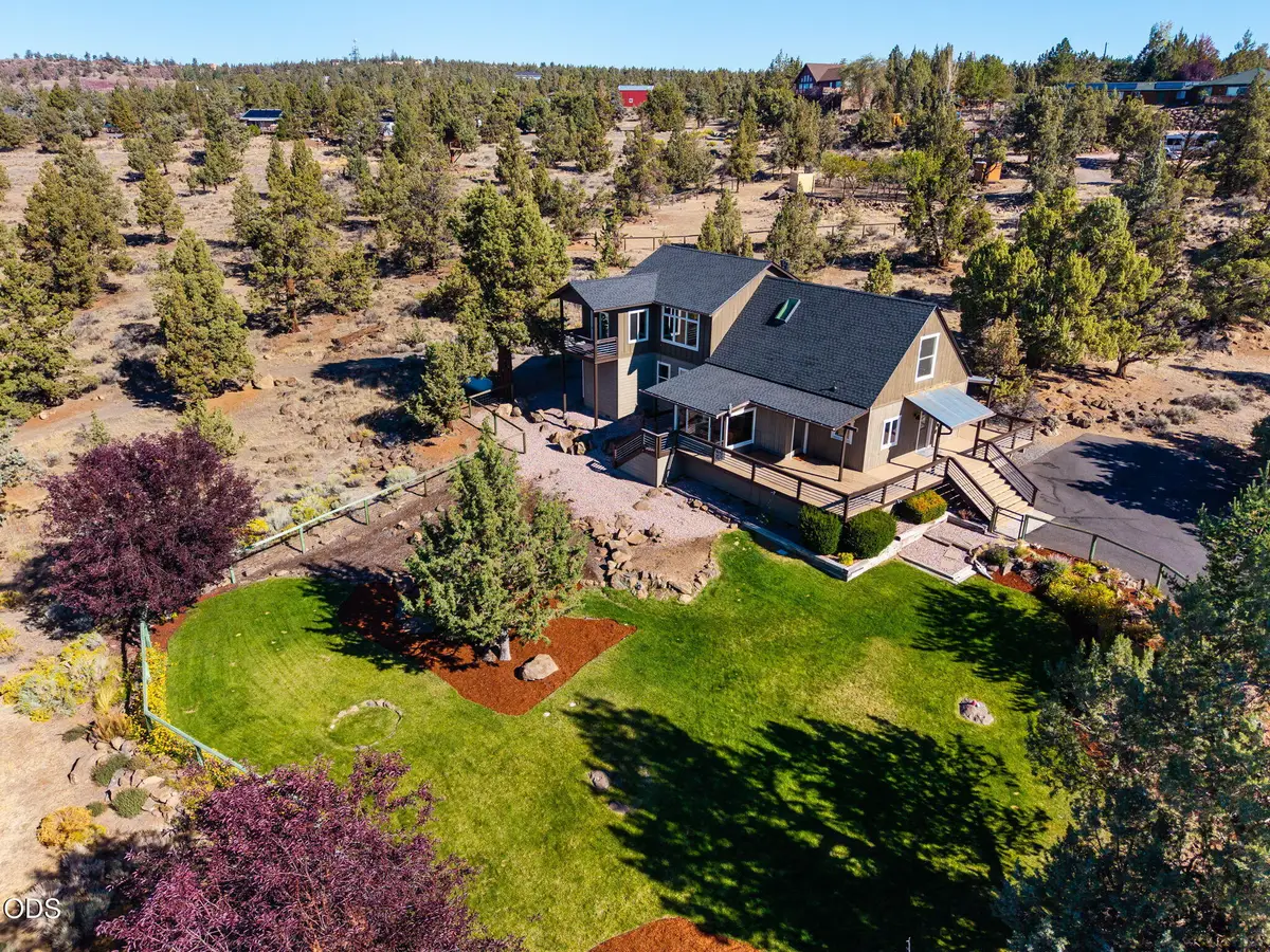 21042 Robin Avenue, Bend, OR 97703 - #1