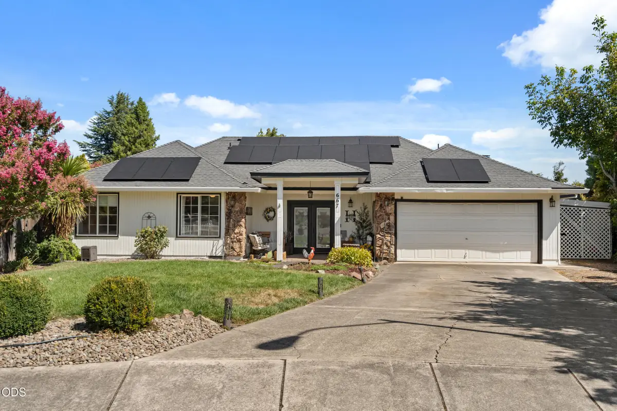 667 Rose Valley Court, Central Point, OR 97502 - #1