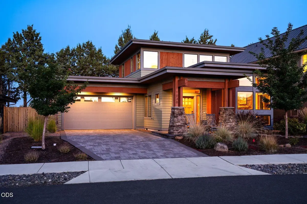 1030 N Bluebird Street, Sisters, OR 97759 - #1
