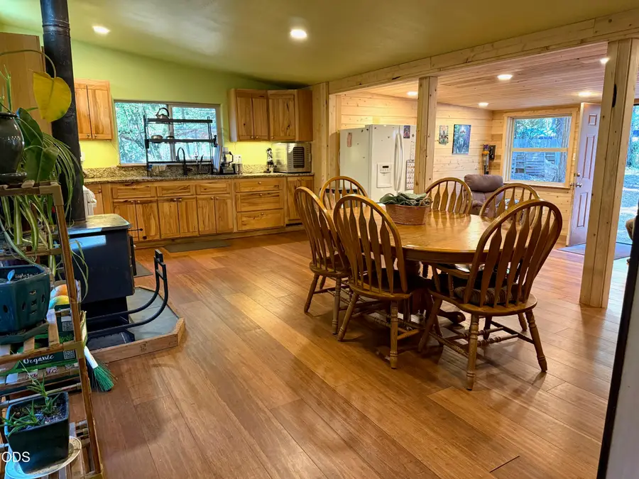 705 Lone Mountain Road, Obrien, OR 97534 - #3