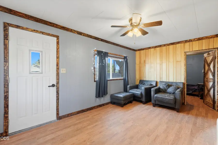 2460 S Melrose Drive, Prineville, OR 97754 - #2