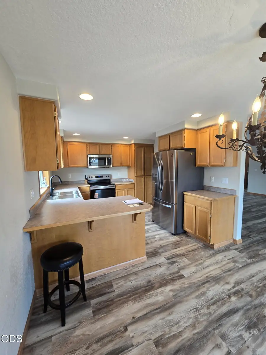 1826 Northwood Drive, Central Point, OR 97502 - #2