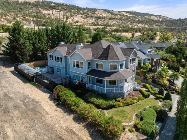 4501 Pinnacle Drive, Medford, OR 97504