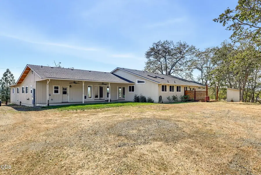 4272 Beagle Road, White City, OR 97503 - #3