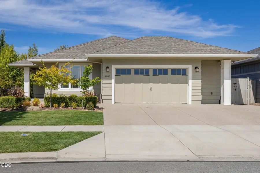 4007 Shamrock Drive, Medford, OR 97504 - #2