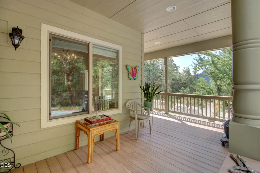 665 Winona Road, Grants Pass, OR 97526 - #2