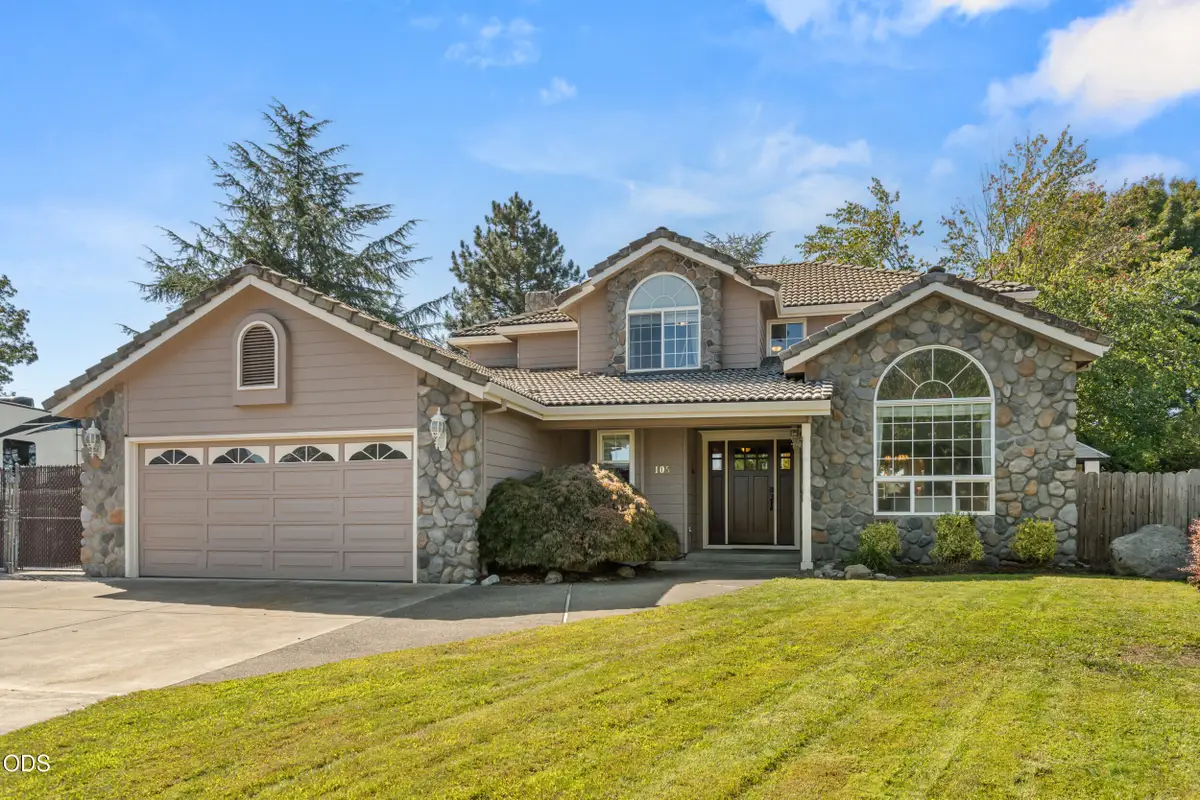 105 Amanda Court, Central Point, OR 97502 - #1