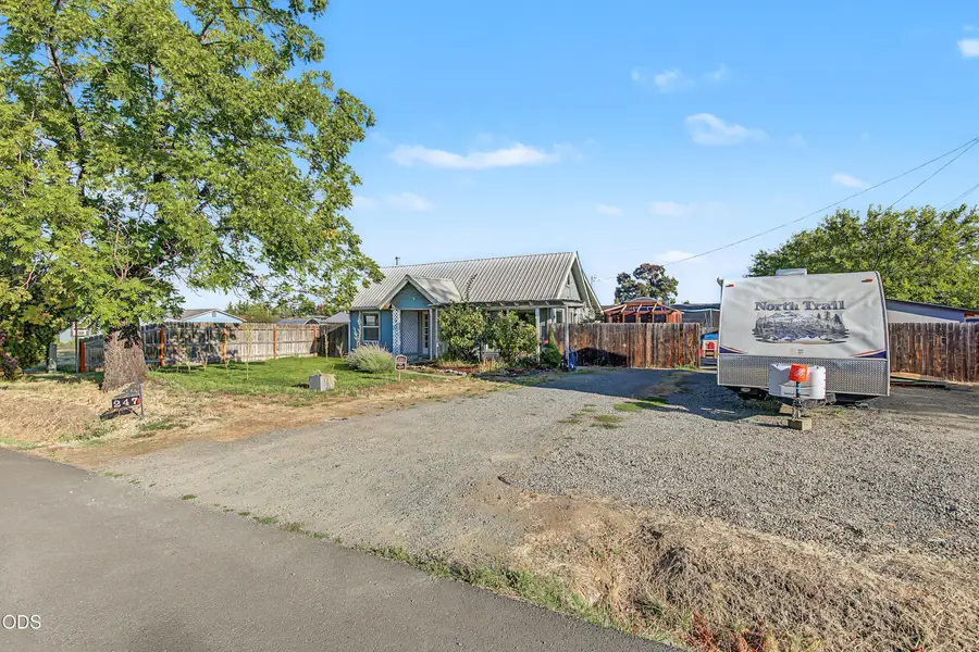 247 Berrydale Avenue, Medford, OR 97501 - #2