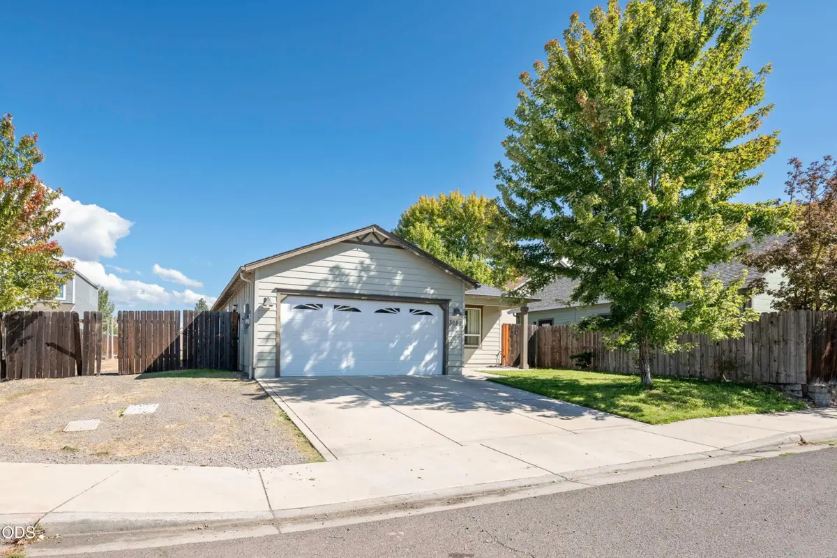 3680 Abigail Drive, White City, OR 97503 - #1