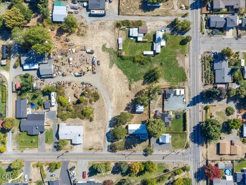 2700 Leonard Road, Grants Pass, OR 97527 - #3