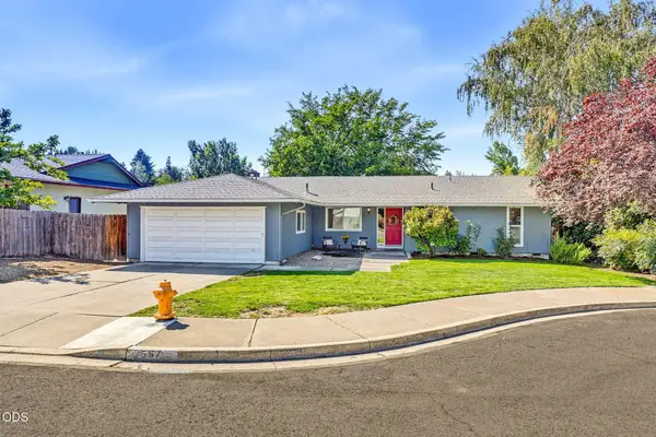 567 N Stoneham Circle, Medford, OR 97504