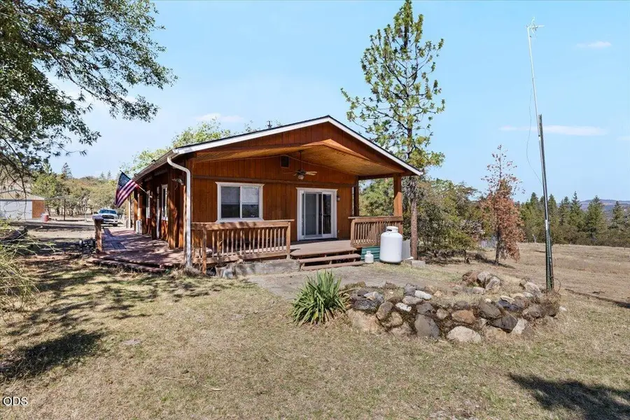 2440 Wren Ridge Drive, Eagle Point, OR 97524 - #3