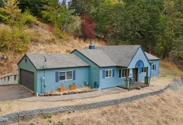 1396 SE Laurel Court, Roseburg, OR 97470
