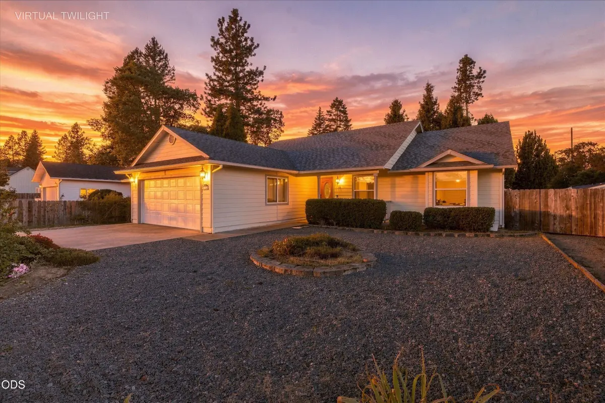 384 Wells Drive, Cave Junction, OR 97523 - #1