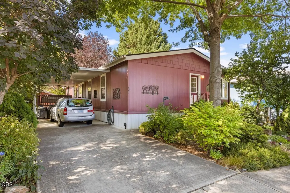 10 E South Stage Road #SPC 421, Medford, OR 97501 - #1