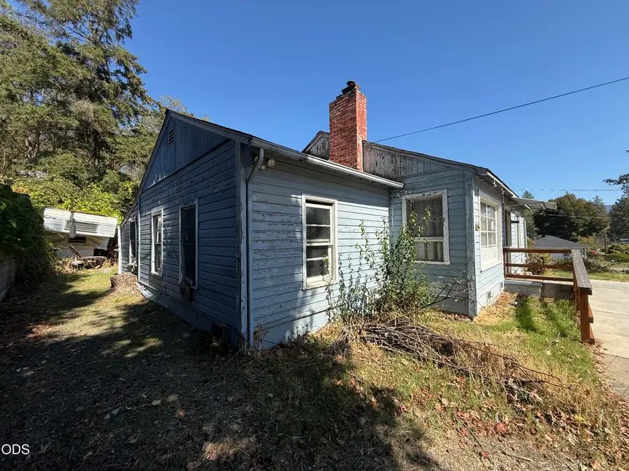 1106 NW Sunset Drive, Grants Pass, OR 97526 - #3