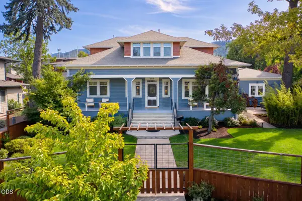 1068 E Main Street, Ashland, OR 97520