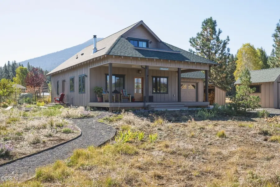 13623 SW Meadow View Drive, Camp Sherman, OR 97730 - #2
