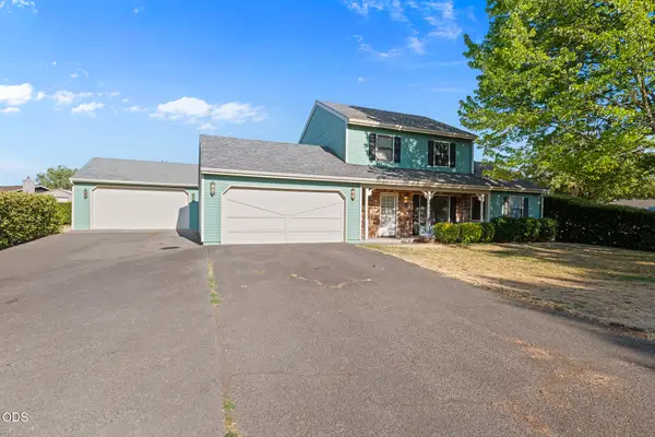 129 Mace Road, Medford, OR 97501
