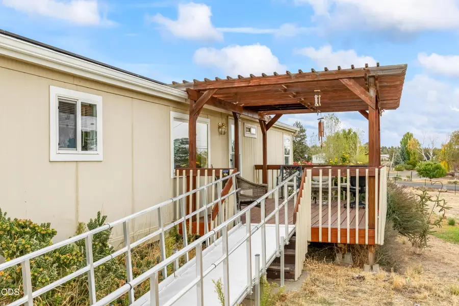 8204 SW Sand Ridge Road, Terrebonne, OR 97760 - #3