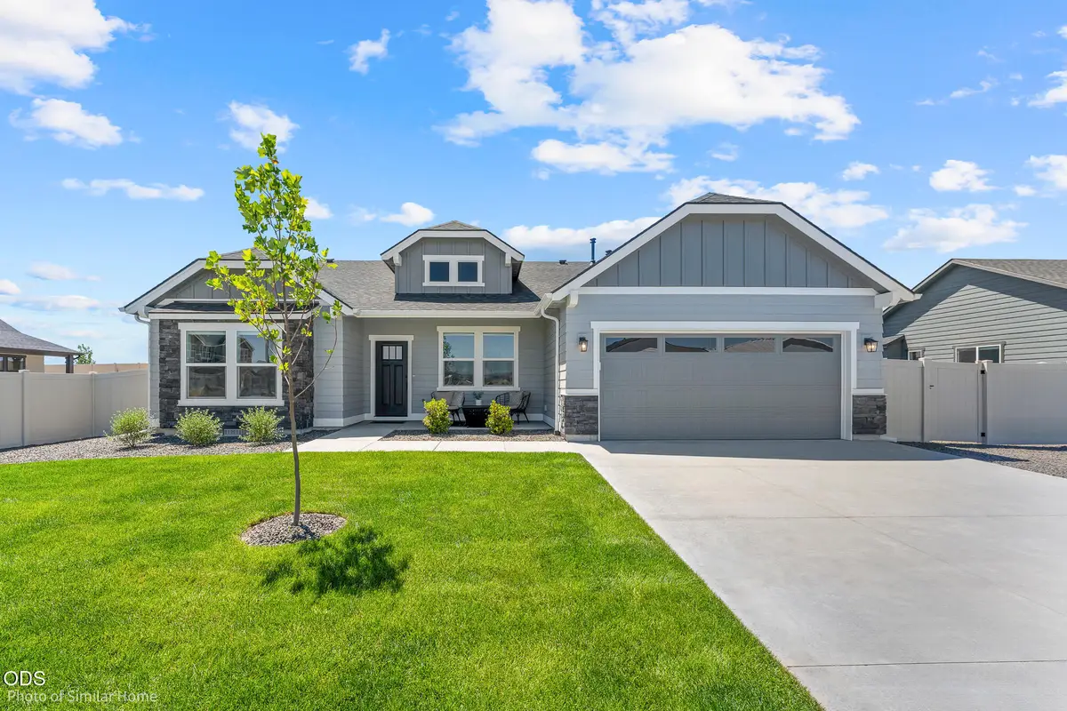 3093 Mt. Thielsen Drive #65, Medford, OR 97504 - #1