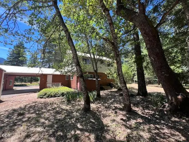 2300 Thompson Creek Road, Selma, OR 97538 - #2