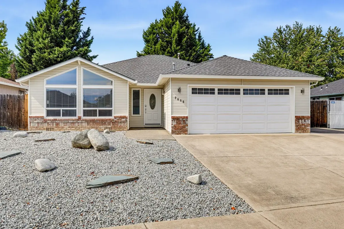 2086 Terrel Drive, Medford, OR 97501 - #1
