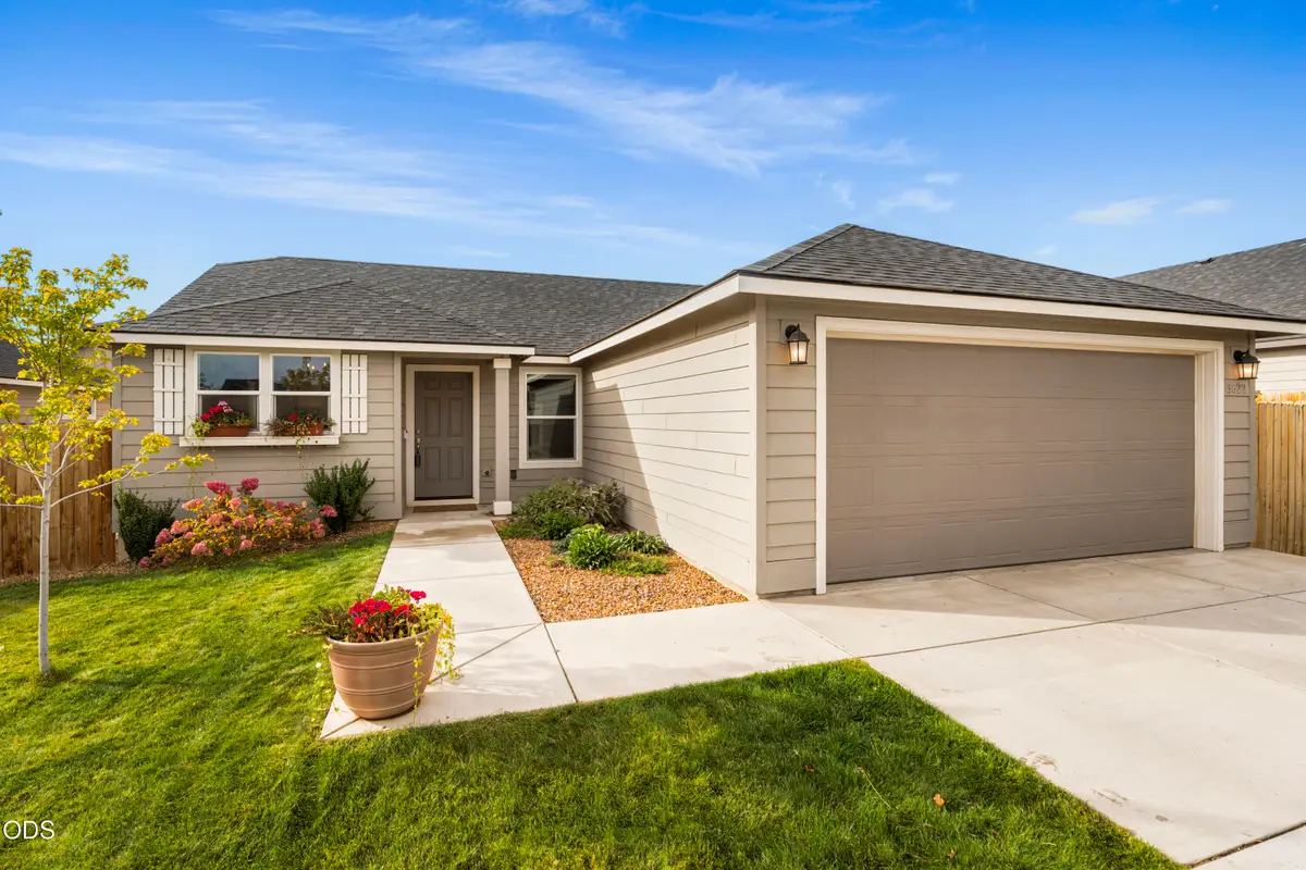 3822 SW Pumice Avenue, Redmond, OR 97756 - #1