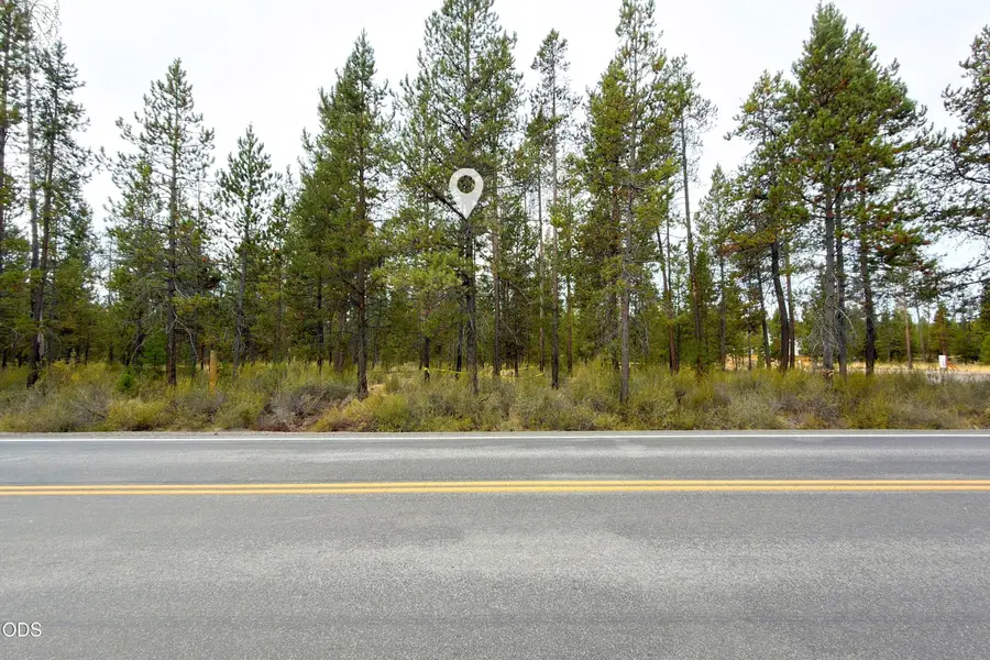 56651 Solar Drive, Bend, OR 97707 - #3