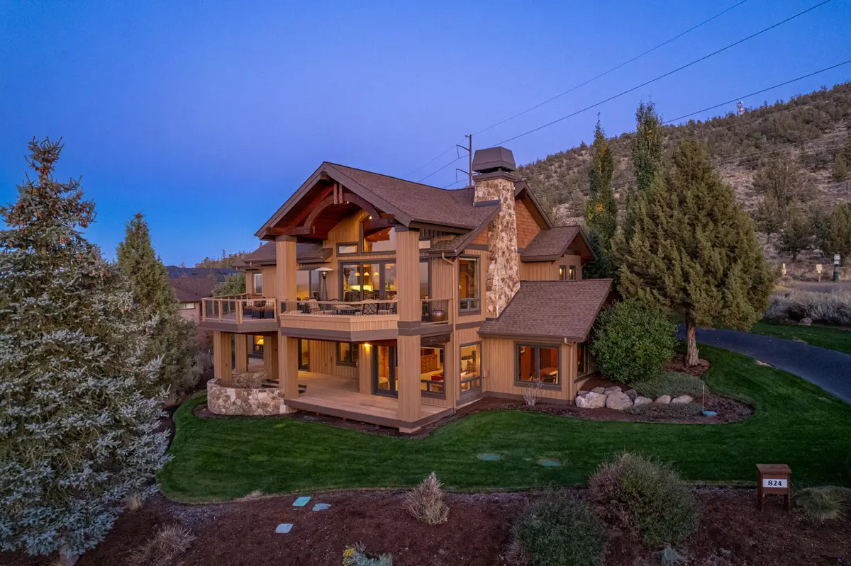 824 Highland View Loop, Redmond, OR 97756 - #1