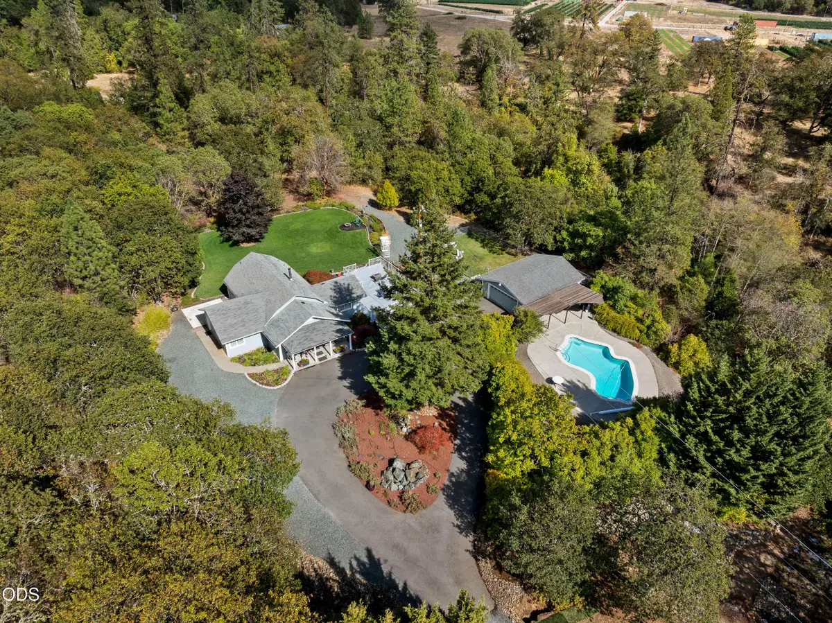 8939 Monument Drive, Grants Pass, OR 97526 - #1