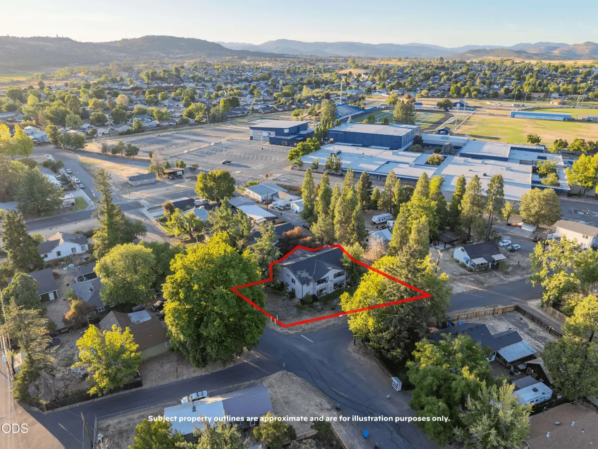 162 Napa Street, Eagle Point, OR 97524 - #1