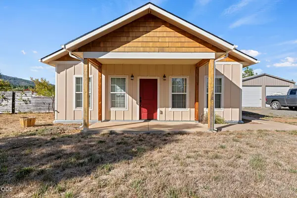 630 Schumacher Street, Cave Junction, OR 97523