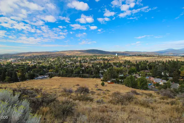 Hillside Avenue #R187611, Klamath Falls, OR 97601
