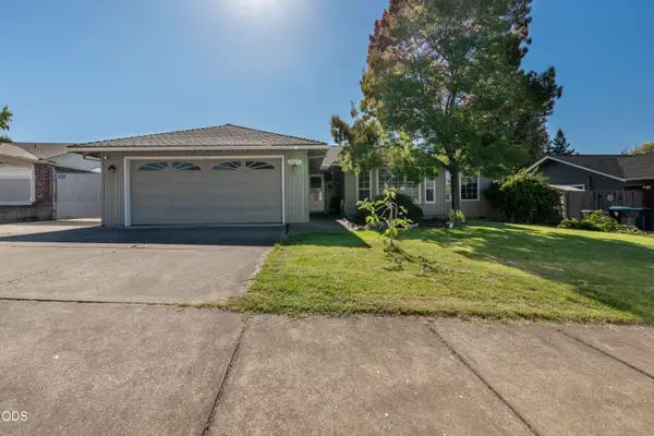 2212 Westfall Circle, Medford, OR 97504