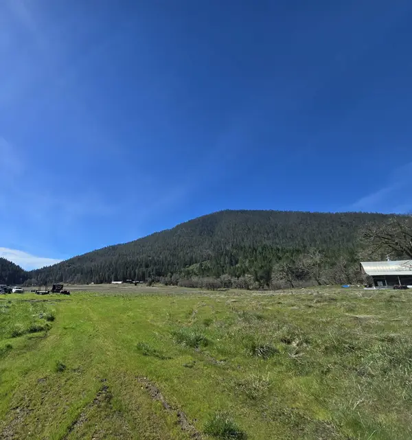 147 Warren Road #1, Selma, OR 97538