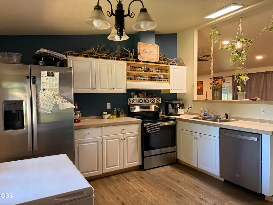 545 Laurel Avenue, Butte Falls, OR 97522 - #3