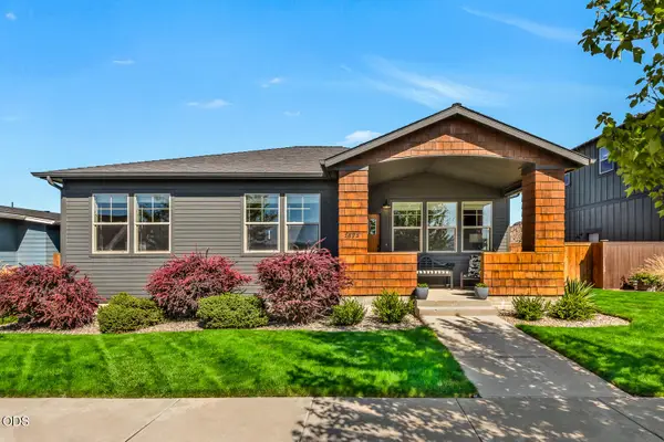 1575 NE Perspective Drive, Prineville, OR 97754