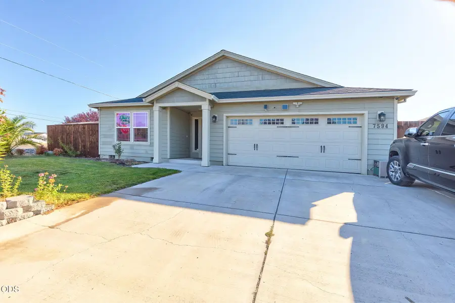7594 27th Street, White City, OR 97503 - #2