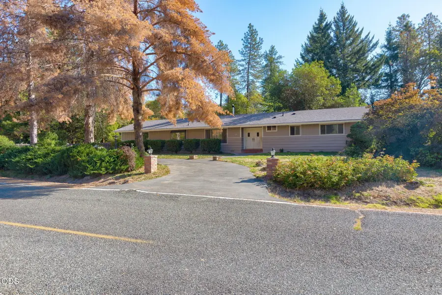 151 Verna Lane, Grants Pass, OR 97527 - #3