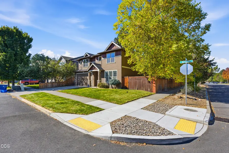 61729 Daly Estates Drive, Bend, OR 97702 - #2