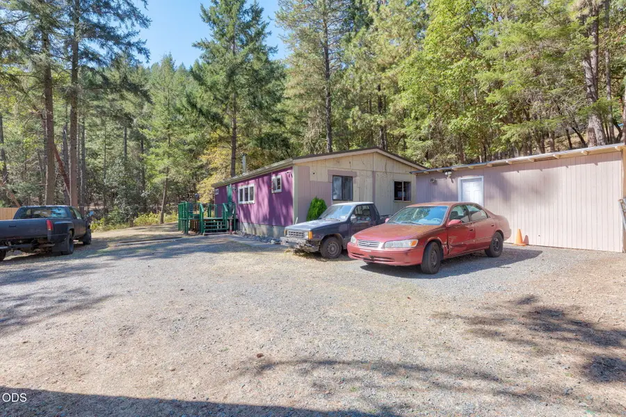 626 Rancho Vista Drive, Grants Pass, OR 97526 - #2