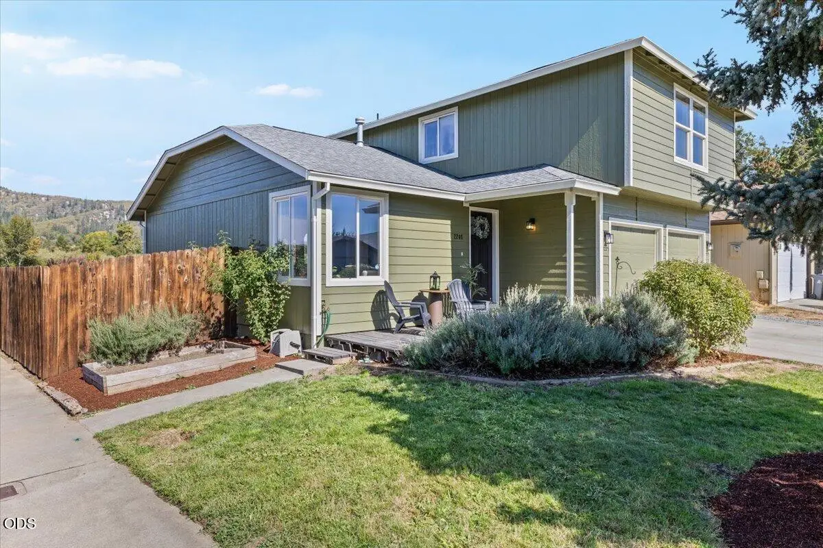 2240 SW Judy Lane, Grants Pass, OR 97526 - #1