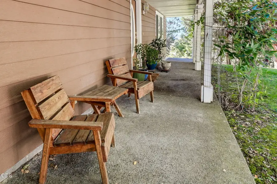 247 SE Hill Top Drive, Grants Pass, OR 97527 - #3