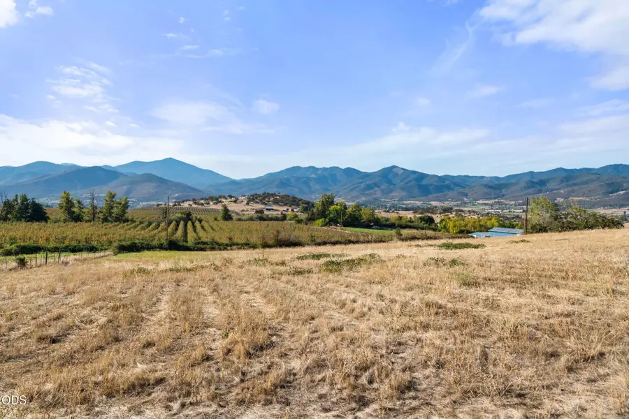 4177 Payne Road, Medford, OR 97504 - #3