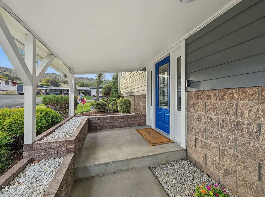 2460 Redwood Drive, Klamath Falls, OR 97601 - #3