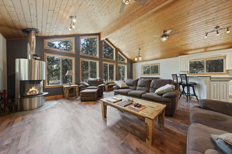 14590 Mountain View Loop, Sisters, OR 97759 - #3