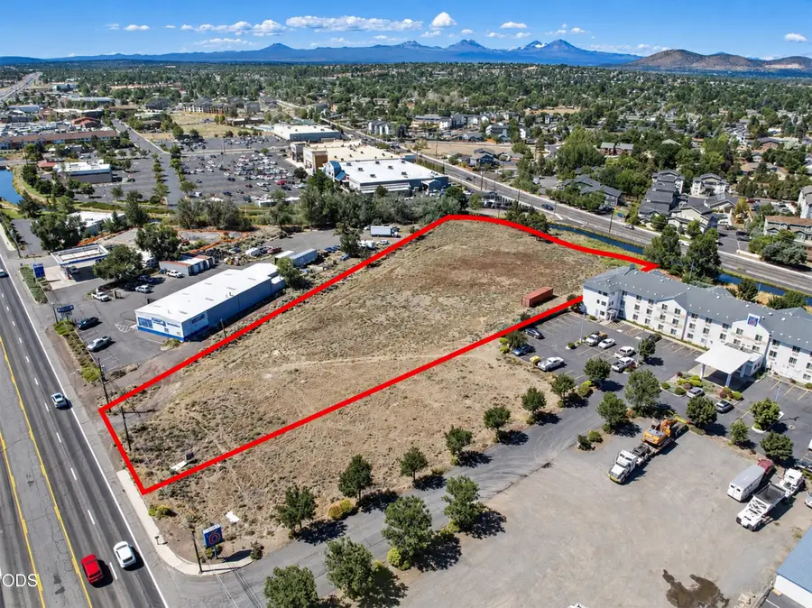 2285 S Highway 97, Redmond, OR 97756 - #2