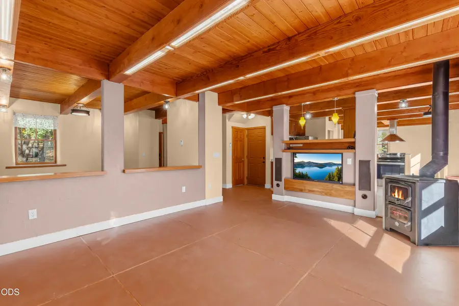 827 Tyler Creek Road, Ashland, OR 97520 - #3